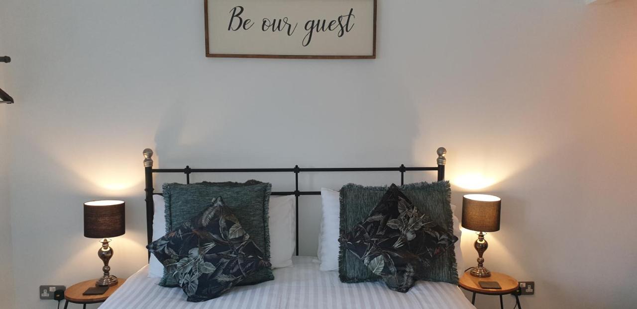 Monkton Court House B&B Honiton Værelse billede
